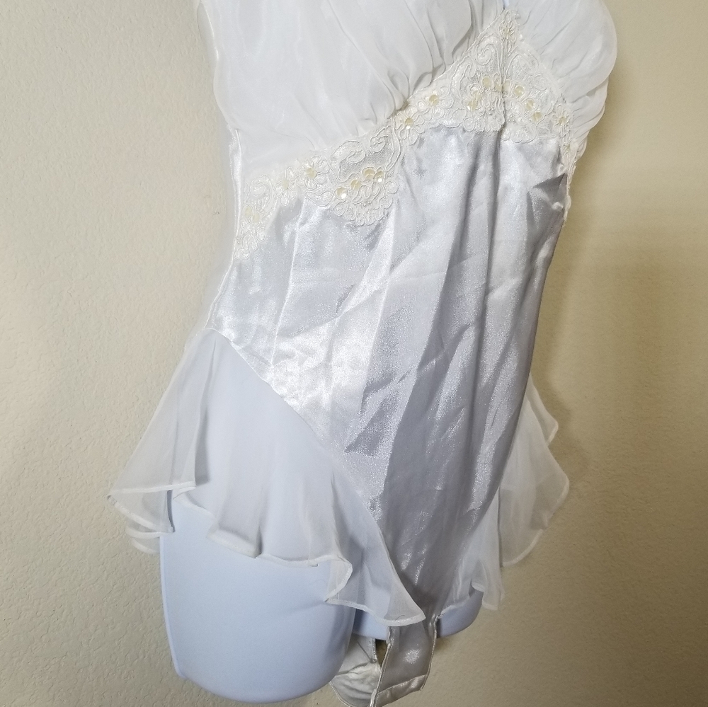 Vintage | Gold Label, Victoria Secret, Ivory Lace Teddy & Robe Lingerie Set, med - Picture 4 of 16